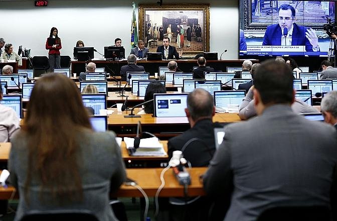 Com isso, n&atilde;o ser&aacute; realizada nenhuma audi&ecirc;ncia p&uacute;blica e o procurador-geral da Rep&uacute;blica n&atilde;o ser&aacute; ouvido