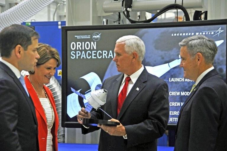 Pence anuncia volta &agrave; Lua e explora&ccedil;&atilde;o de Marte pelos EUA 