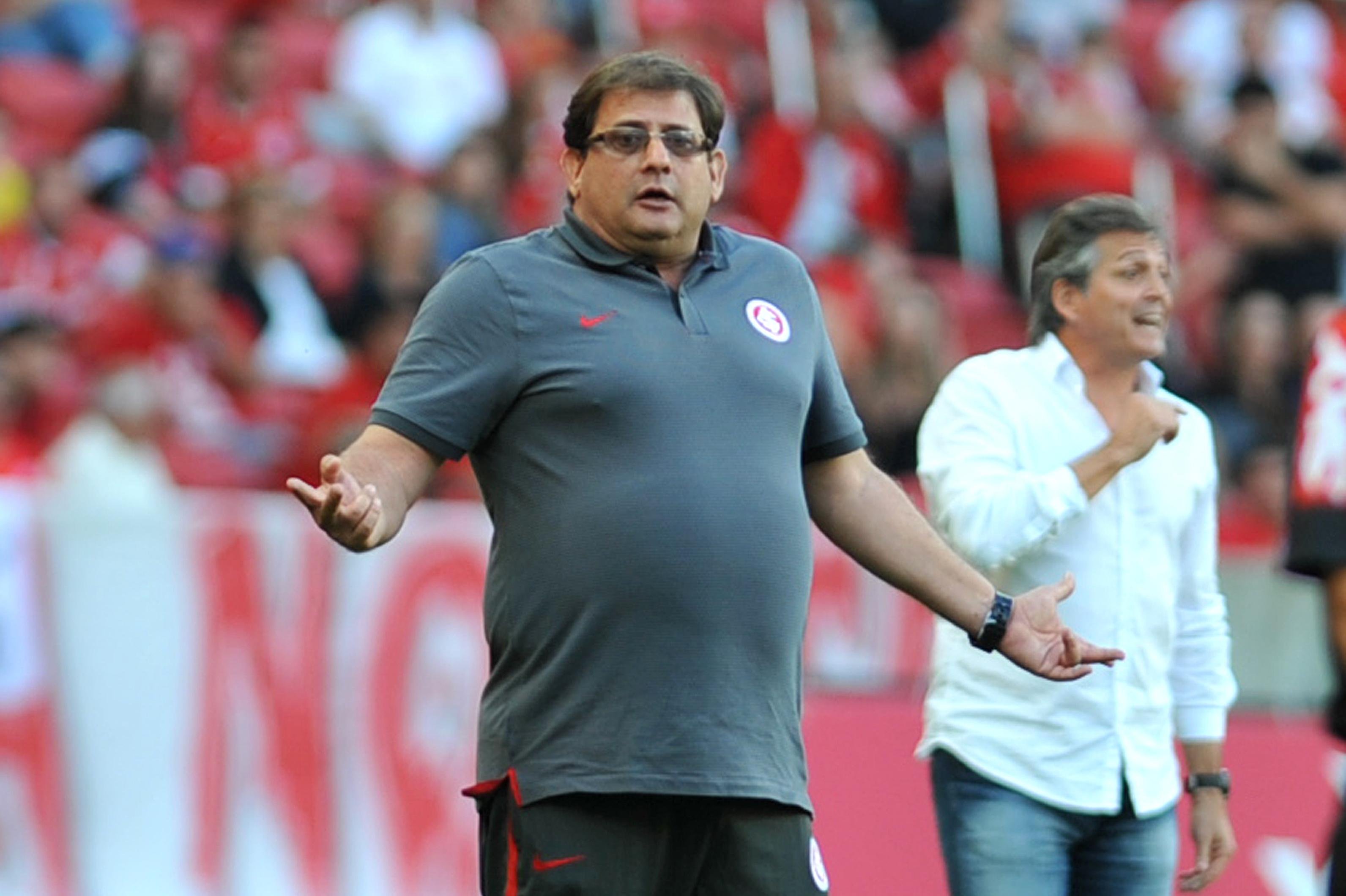 Guto Ferreira gostou do rendimento, mas lamentou as chances perdidas