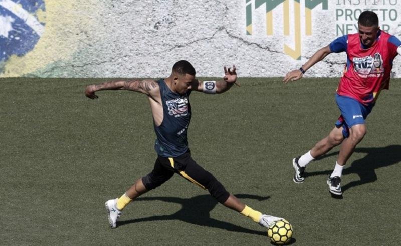 Gabriel Jesus elogia contrata&ccedil;&otilde;es do City e exalta amizade do grupo da sele&ccedil;&atilde;o