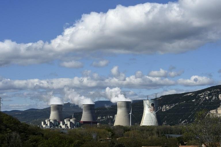 Lei sobre transi&ccedil;&atilde;o energ&eacute;tica tenta reduzir para 50% parte de energia at&ocirc;mica na produ&ccedil;&atilde;o el&eacute;trica at&eacute; 2025