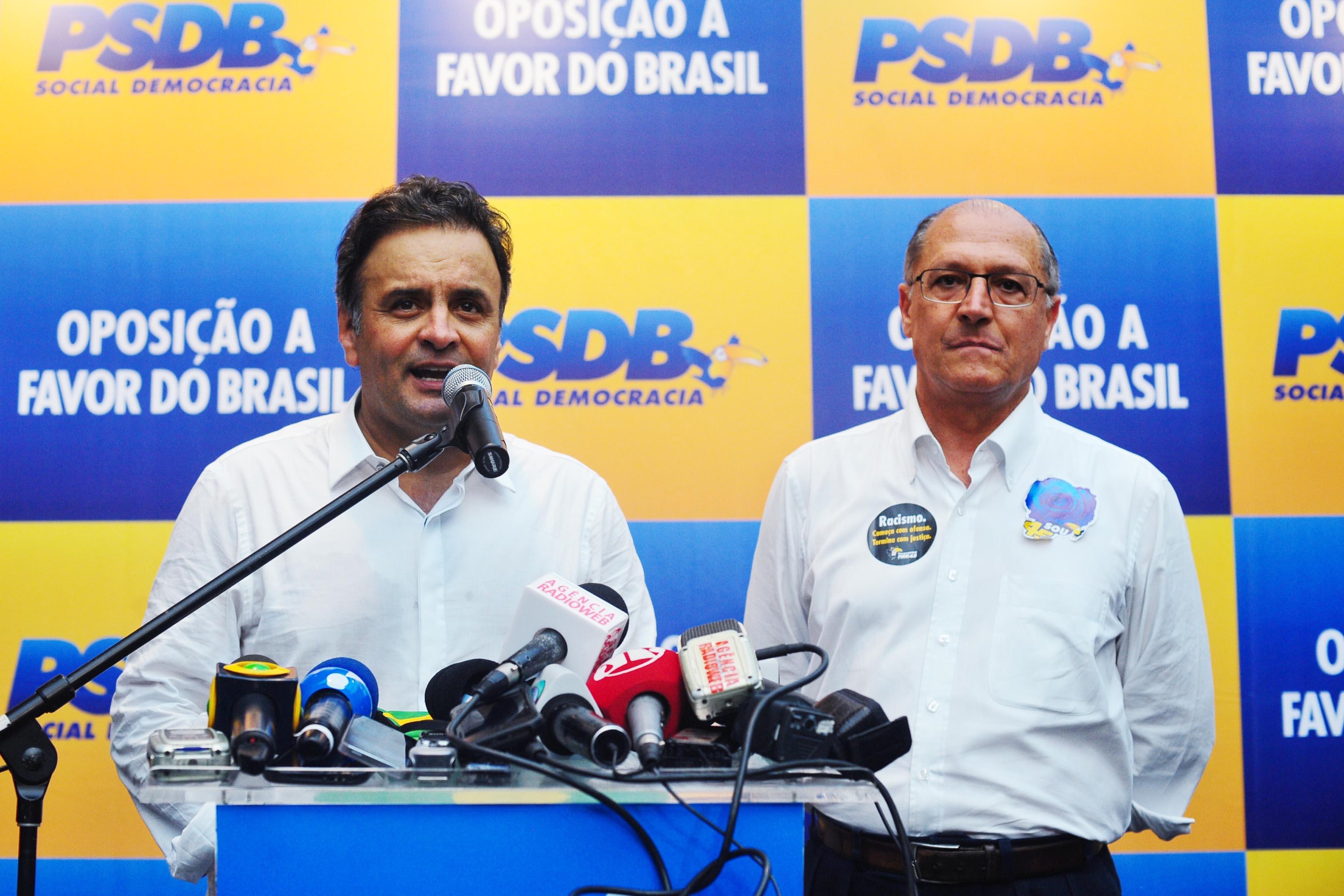 Encontro acirrou crise entre c&uacute;pula e ala mais jovem do partido, diz jornal