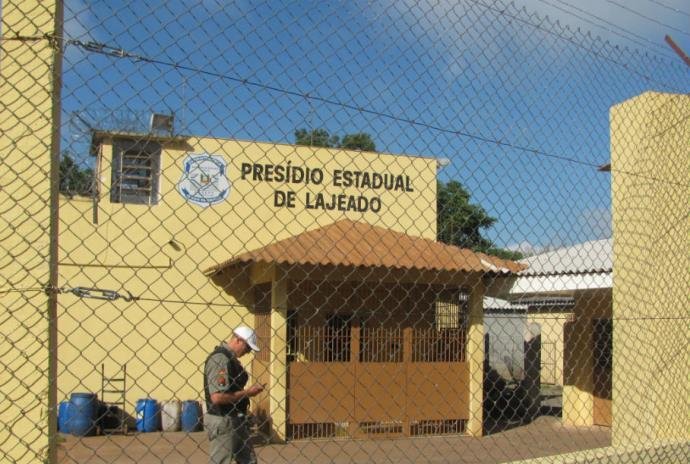 Servidores do pres&iacute;dio de Lajeado pedem remo&ccedil;&atilde;o coletiva ap&oacute;s agente ser feito ref&eacute;m