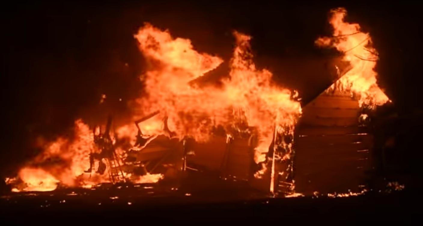 Estado da Calif&oacute;rnia sofreu com v&aacute;rios inc&ecirc;ndios florestais no in&iacute;cio desta semana