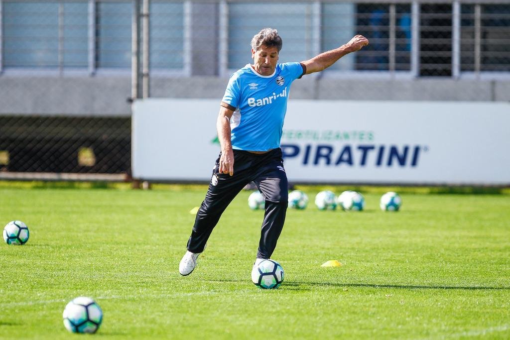Renato fez chutes a gol antes de rach&atilde;o do Gr&ecirc;mio