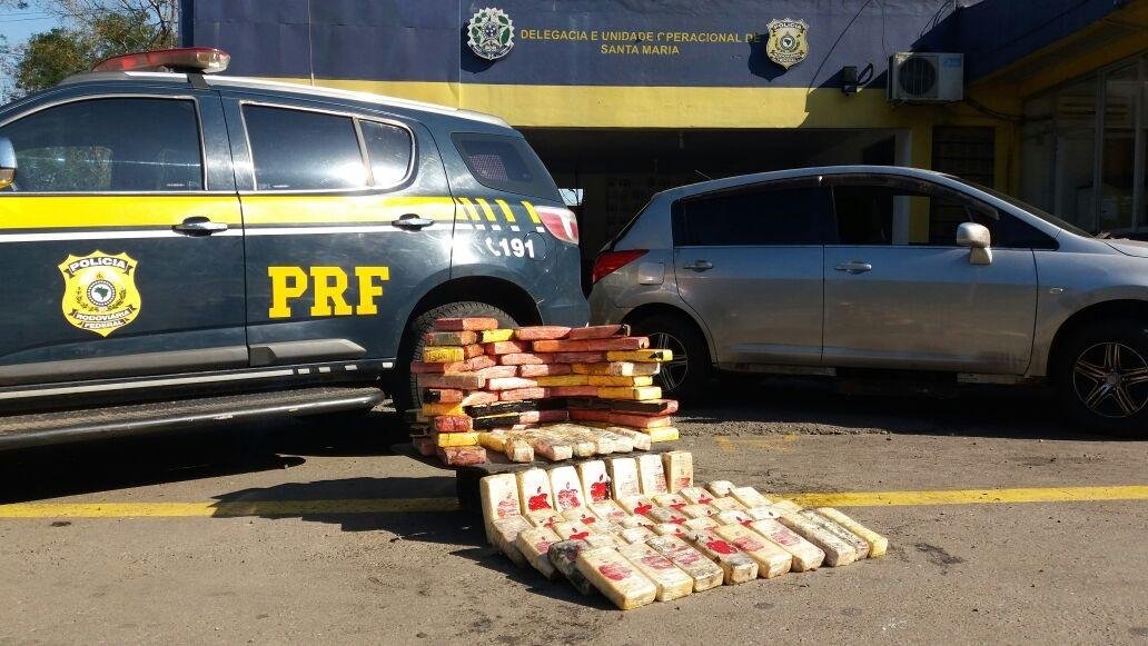 PRF apreende mais de 102kg de coca&iacute;na em Santa Maria 