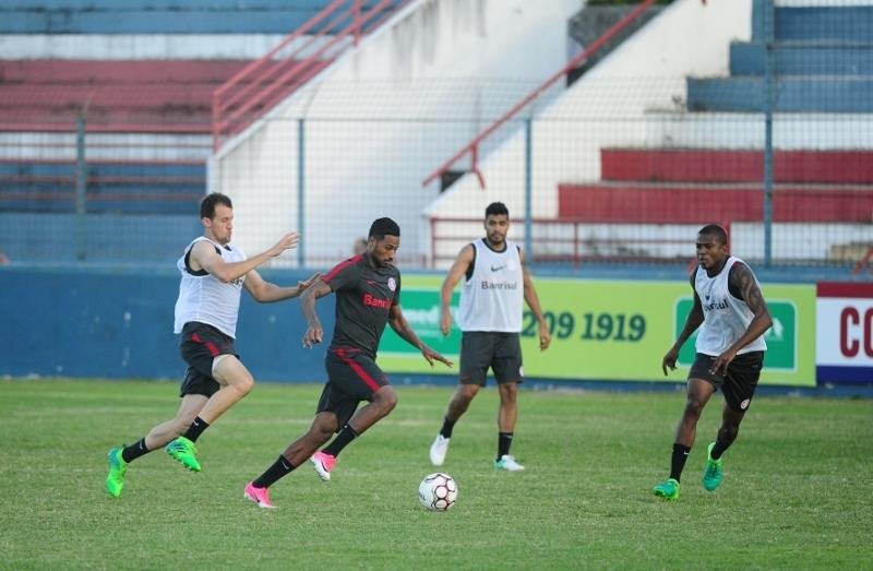 Guto deve repetir forma&ccedil;&atilde;o do Inter contra CRB