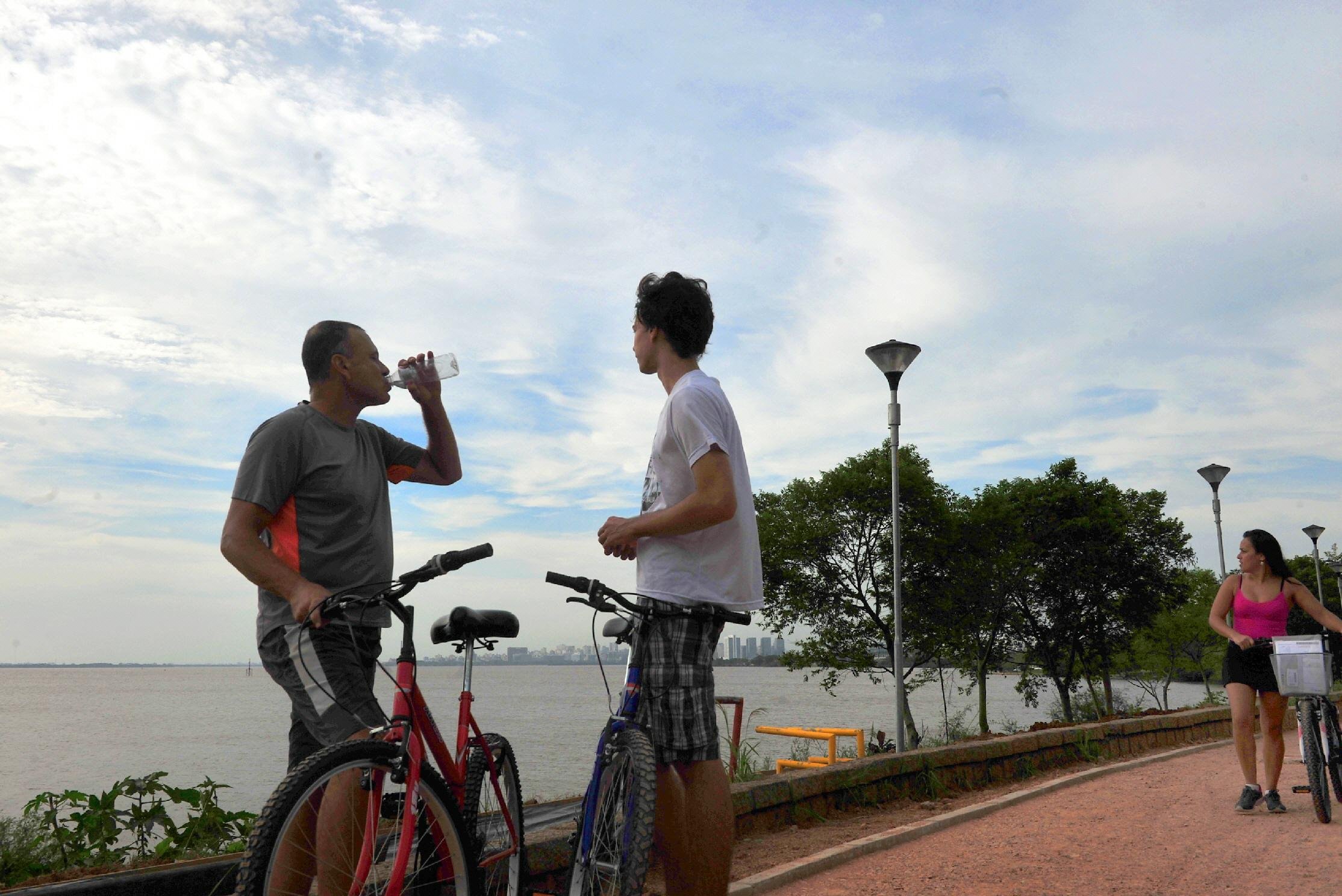 Calor segue no Rio Grande do Sul nesta sexta 