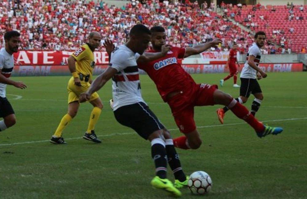 N&aacute;utico e Santa Cruz empatam sem gols em cl&aacute;ssico pela S&eacute;rie B