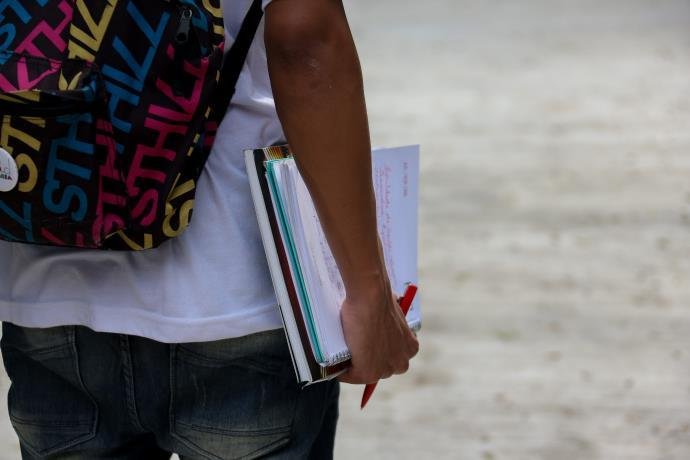 Estudantes devem comprovar a sele&ccedil;&atilde;o diretamente com as institui&ccedil;&otilde;es