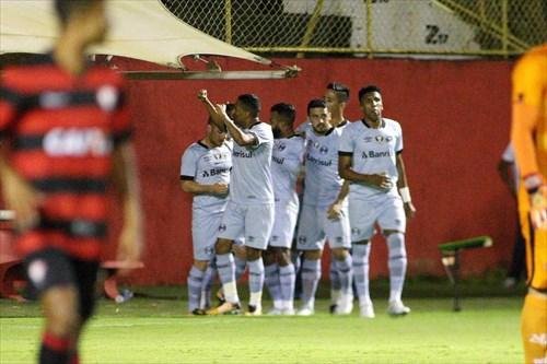 Marcelo Grohe salientou gol no come&ccedil;o que "virou torcida" contra o Vit&oacute;ria