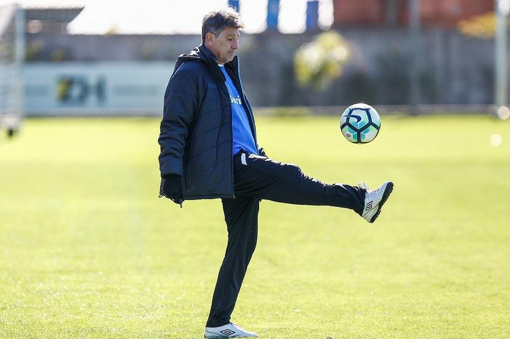 Gr&ecirc;mio pode ter for&ccedil;a m&aacute;xima no Morumbi