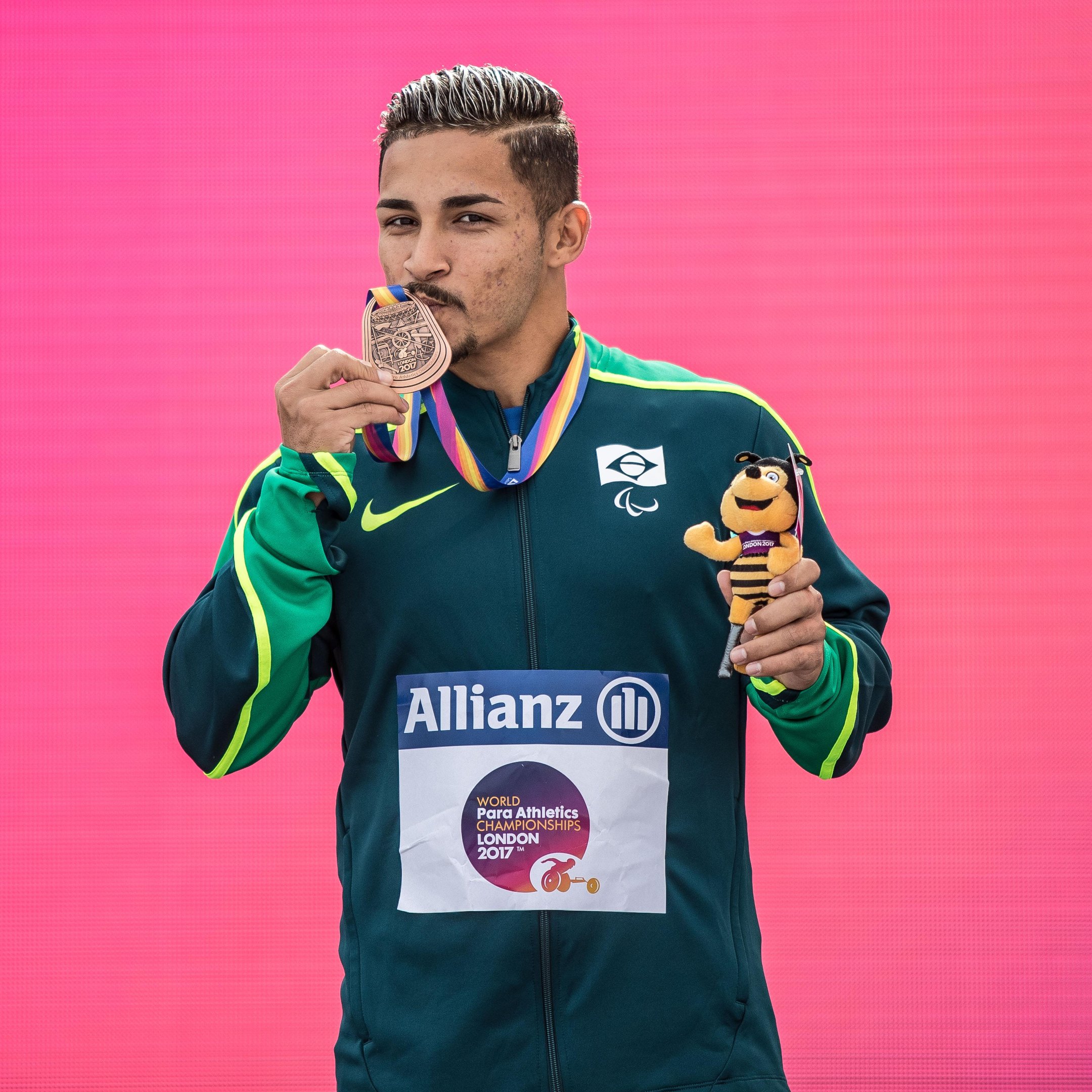 Fabio Bordignon ficou na segunda coloca&ccedil;&atilde;o nos 200 metros, e garantiu a medalha de prata