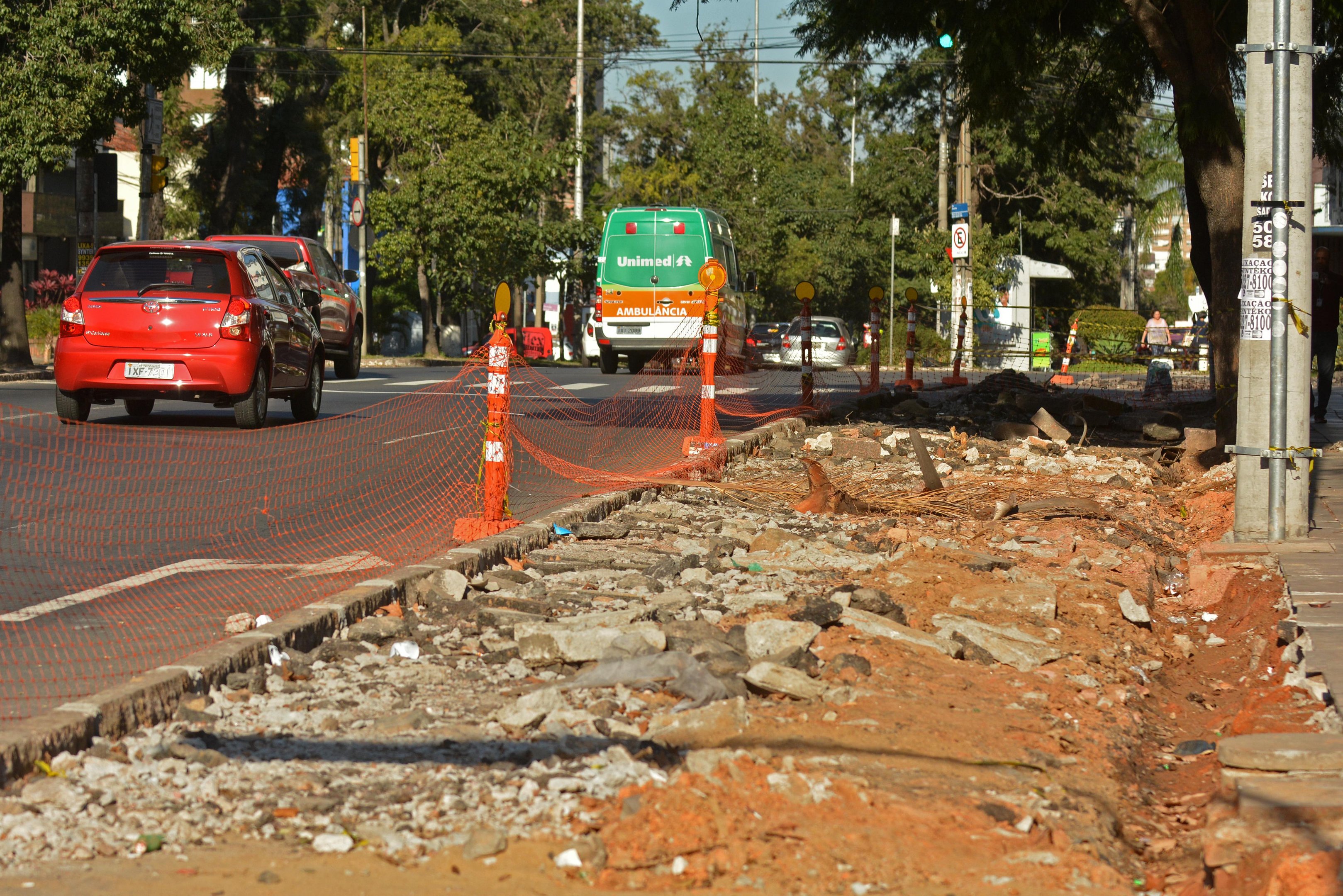 Obras da ciclovia da Goethe n&atilde;o t&ecirc;m previs&atilde;o para serem retomadas