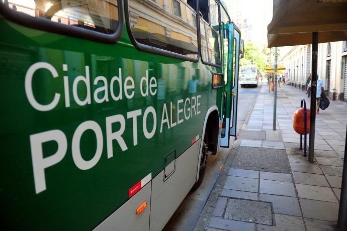 Prefeitura pretende reduzir isen&ccedil;&otilde;es e benef&iacute;cios nos &ocirc;nibus