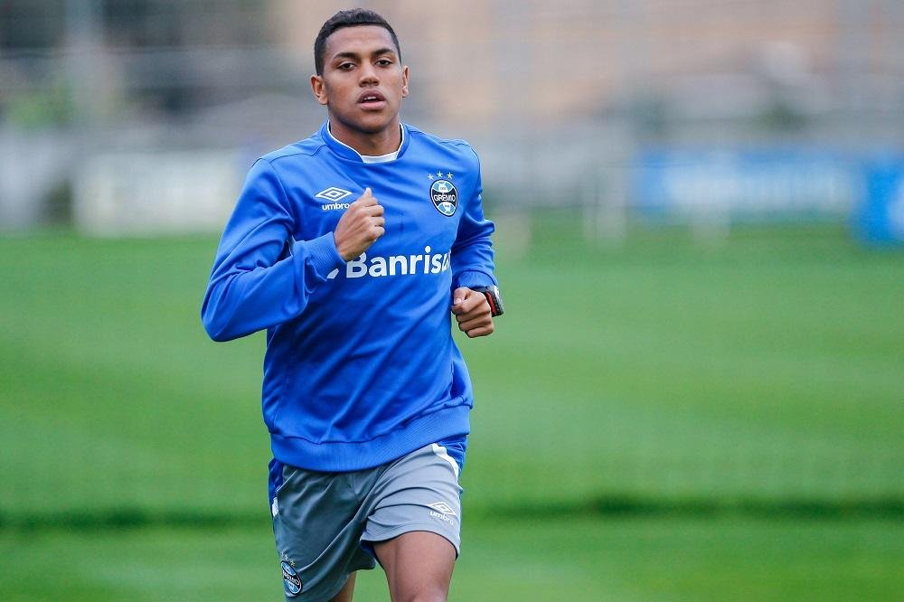 Uma das pe&ccedil;as mais importantes do Gr&ecirc;mio na temporada, Pedro Rocha deve iniciar a partida amanh&atilde;