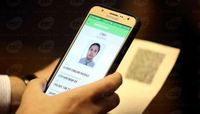 Carteira de habilita&ccedil;&atilde;o digital come&ccedil;ar&aacute; a valer em fevereiro de 2018