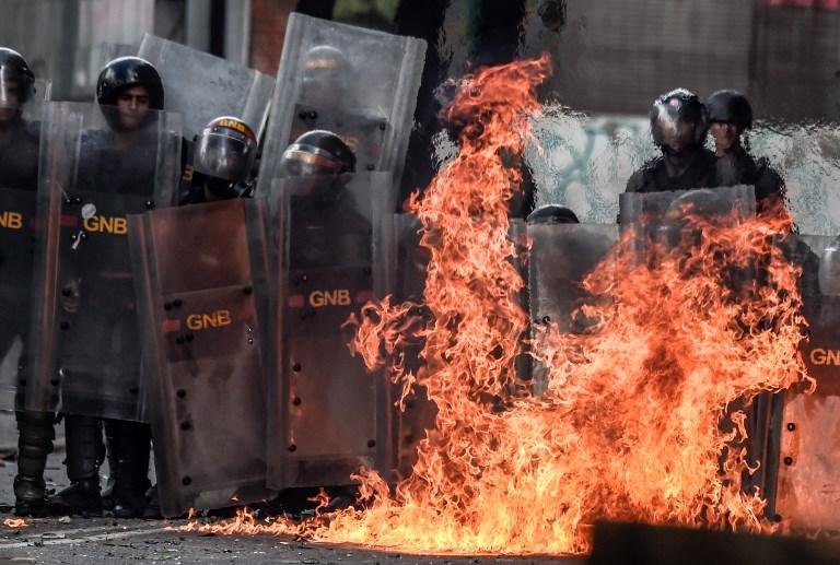 N&uacute;mero de &oacute;bitos em quatro meses de protesto chega a 105, al&eacute;m de milhares de feridos