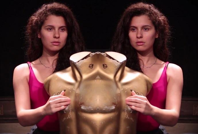 Montagem faz mergulho criativo na obra cinematogr&aacute;fica de Pedro Almod&oacute;var