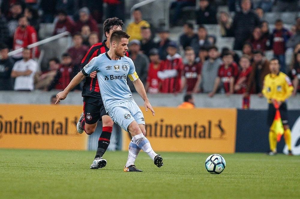 Odorico exalta seriedade e regularidade do Gr&ecirc;mio