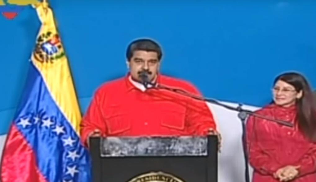 Maduro vota em Assembleia Constituinte 