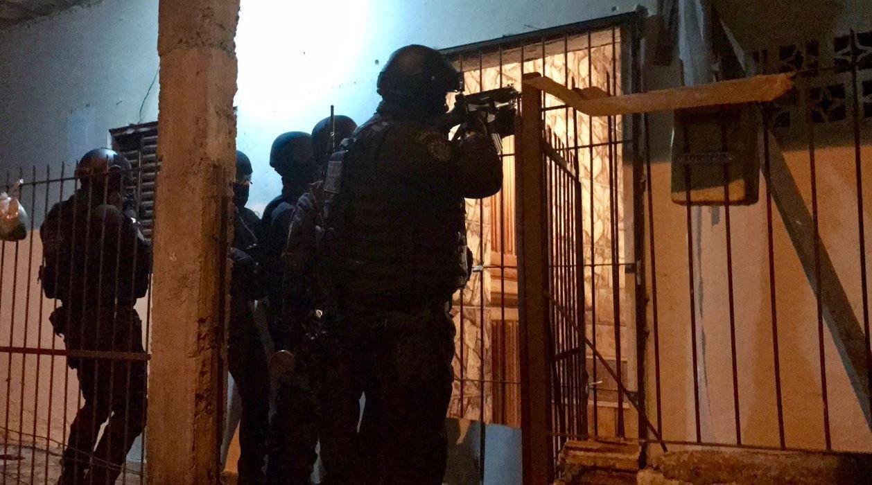 At&eacute; o momento, oito assaltantes j&aacute; foram presos na opera&ccedil;&atilde;o