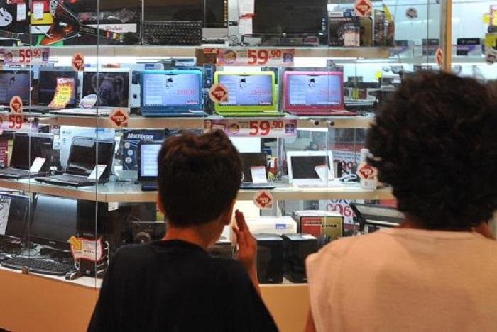 Copom sinaliza que pode manter ritmo de corte na taxa Selic