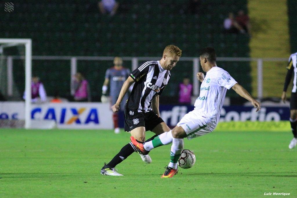 Empate do time ga&uacute;cho saiu logo no segundo minuto da etapa final