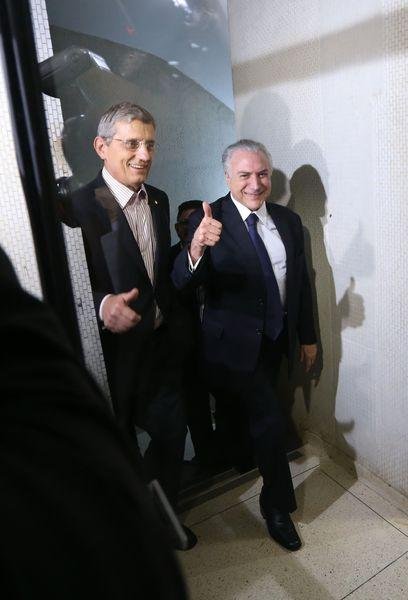 Presidente compareceu para prestigiar um jantar oferecido para colegas da base aliada