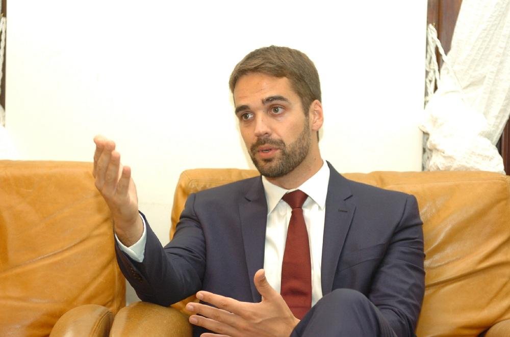 Eduardo Leite, do PMDB afirmou que ir&aacute; concorrer a deputado federal, mas n&atilde;o a vice
