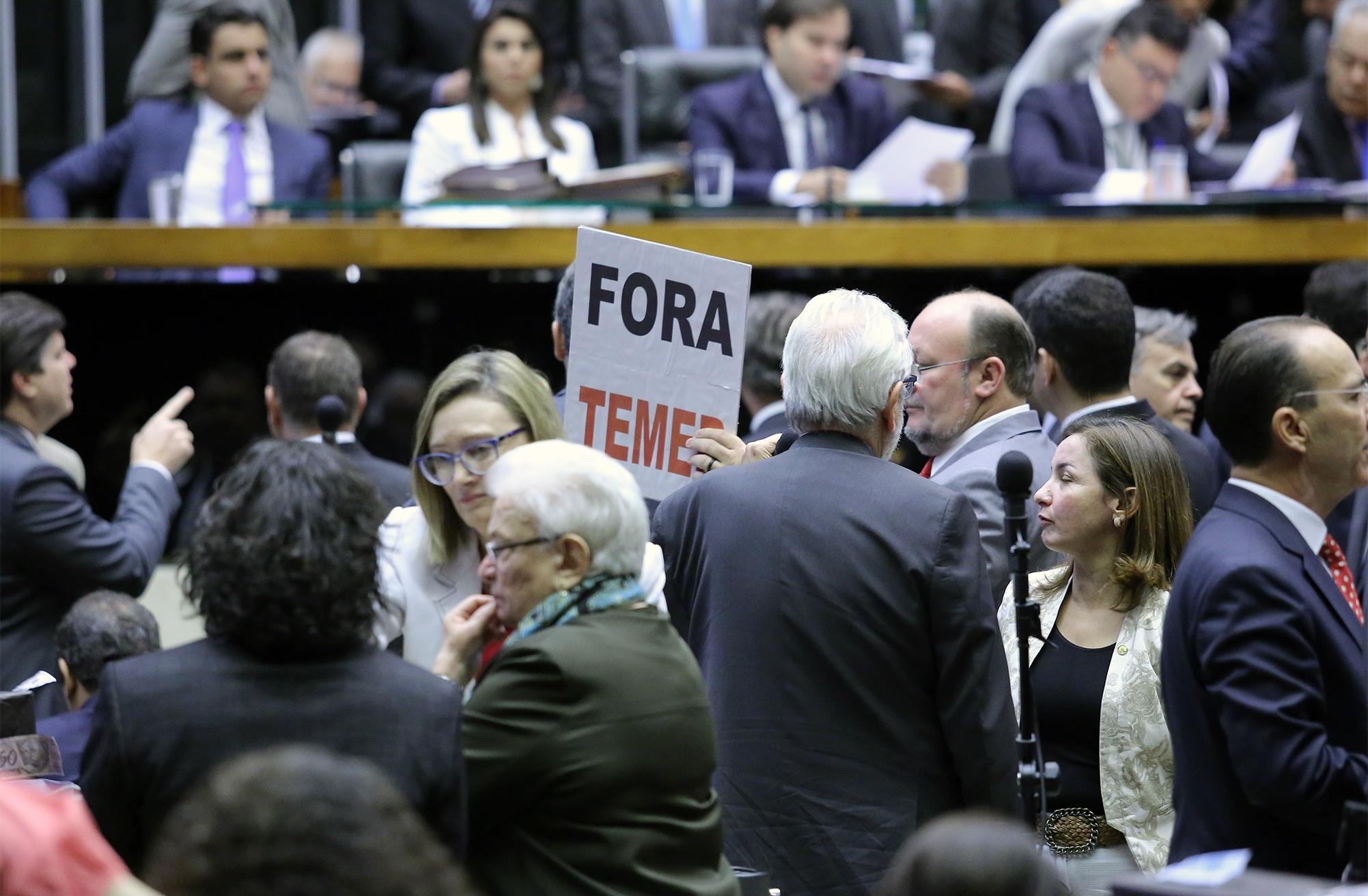 Ordem do Dia deve ter in&iacute;cio com encaminhamentos e orienta&ccedil;&otilde;es para requerimentos de retirada da den&uacute;ncia da pauta