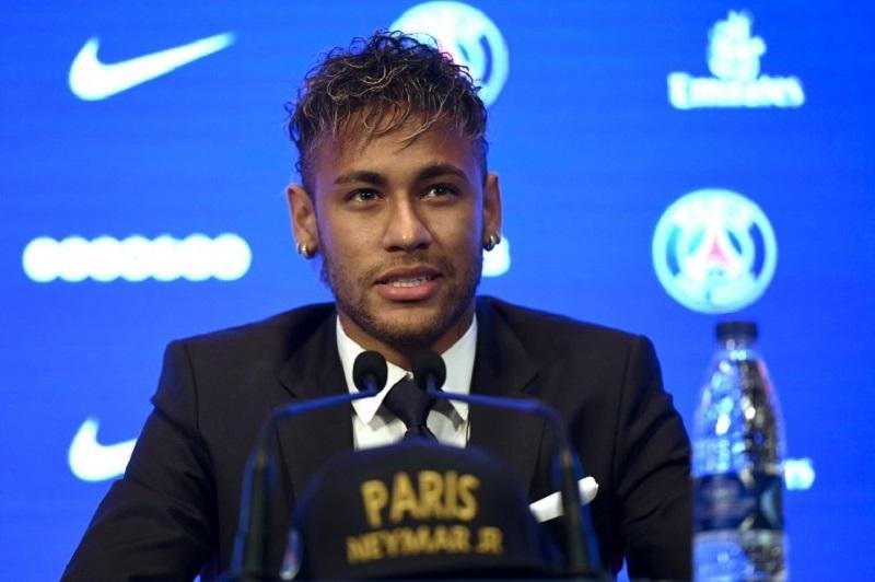 Neymar revela que decis&atilde;o de sair do Barcelona foi uma das mais dif&iacute;ceis da sua vida