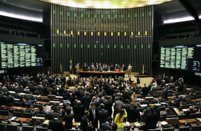 Demiss&otilde;es envolvem apadrinhados do PSDB, PP, PSD, PR E PTB