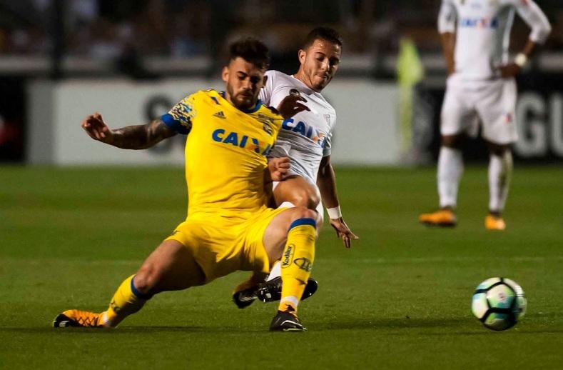 STJD denuncia presidente do Santos por acusa&ccedil;&atilde;o sem prova ap&oacute;s jogo com Flamengo