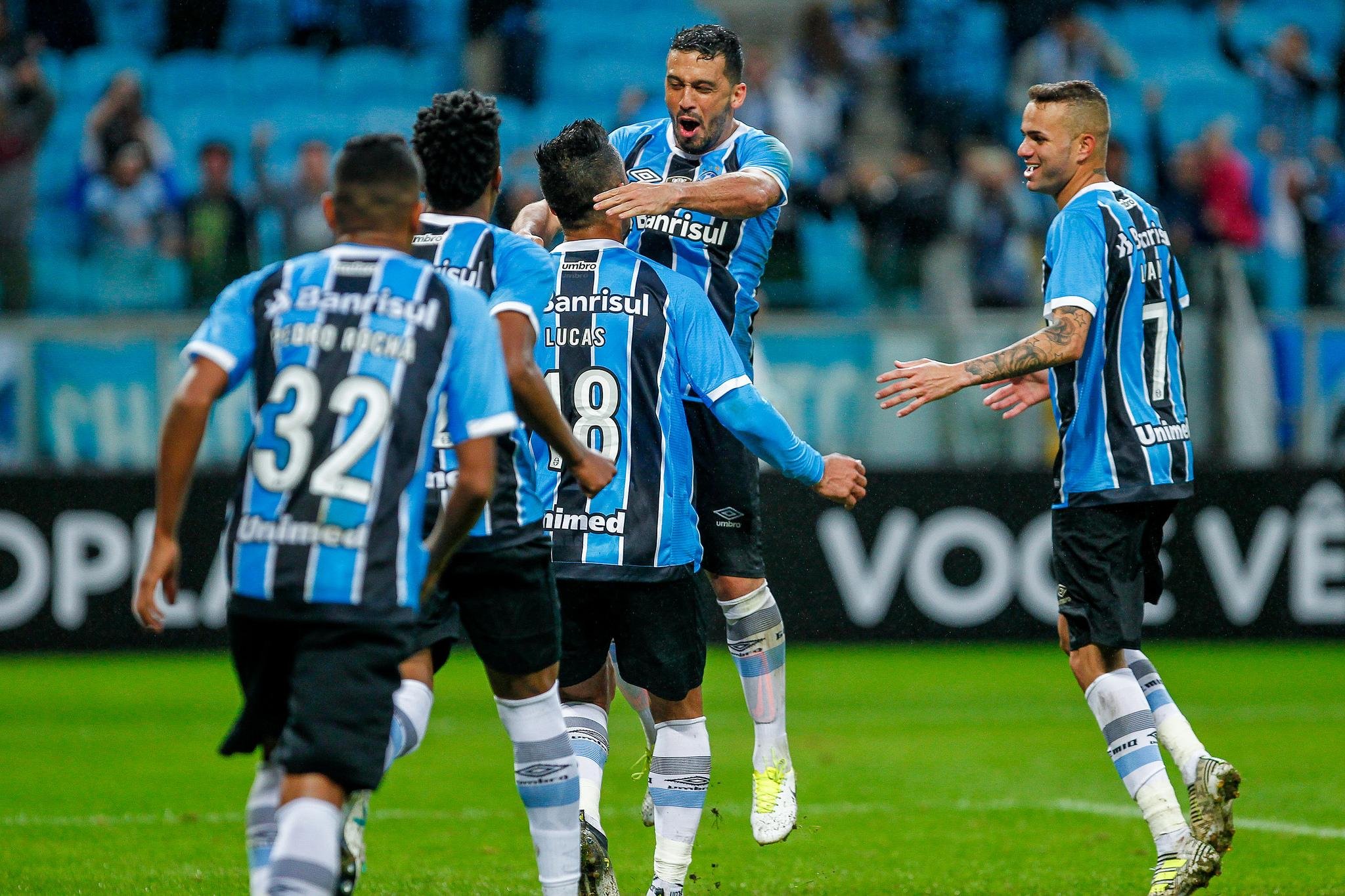 Gr&ecirc;mio e Atl&eacute;tico-MG se enfrentam na Arena com times alternativos