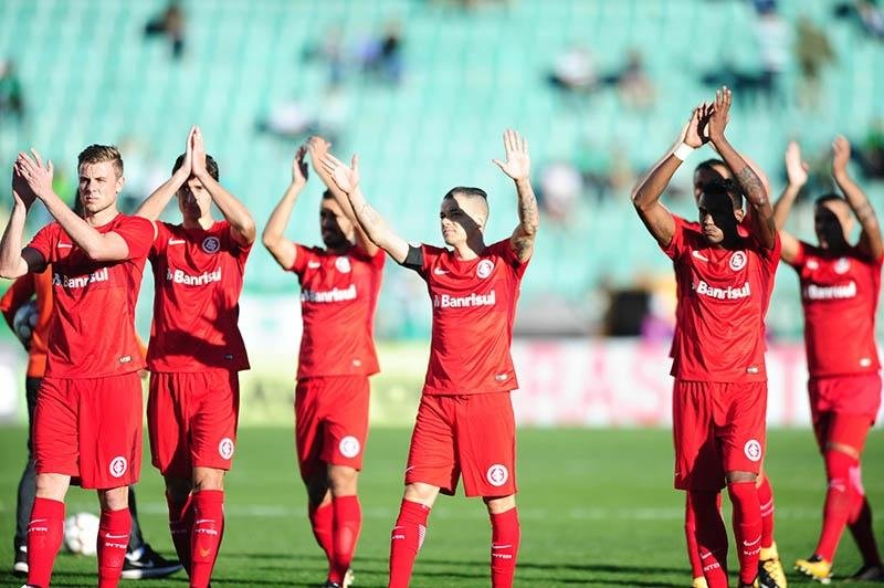 Volante revelou de revolta do grupo por derrota contra Vila Nova