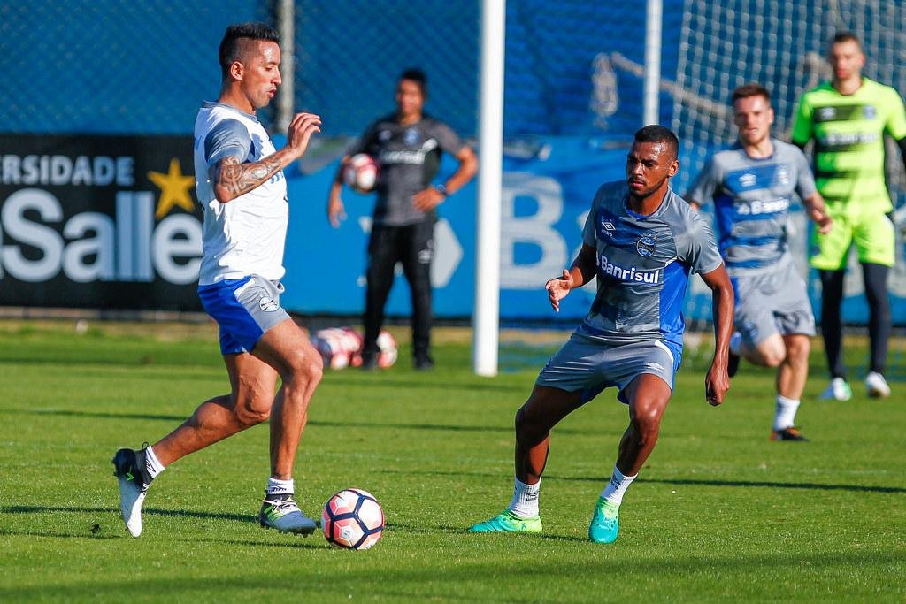 Barrios treinou normalmente nesta segunda