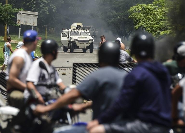 Ex&eacute;rcito tenta responder a ataque contra base militar que teve membros das pr&oacute;prias for&ccedil;as envolvidos