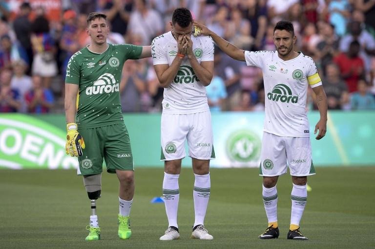 Chapecoense perde para Lyon por 2 a 1 em amistoso na Fran&ccedil;a