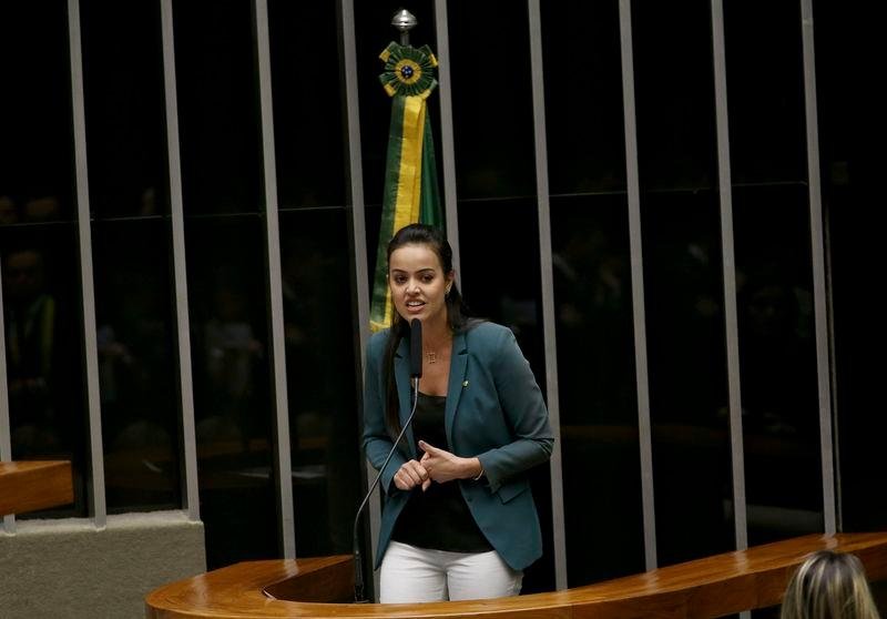 Relat&oacute;rio trata sobre fim das coliga&ccedil;&otilde;es e a cl&aacute;usula de barreira dos partidos, que fazem parte da PEC 