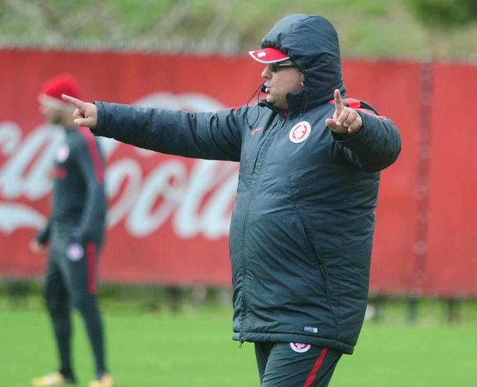 Guto alertou para as dificuldades de enfrentar o Londrina