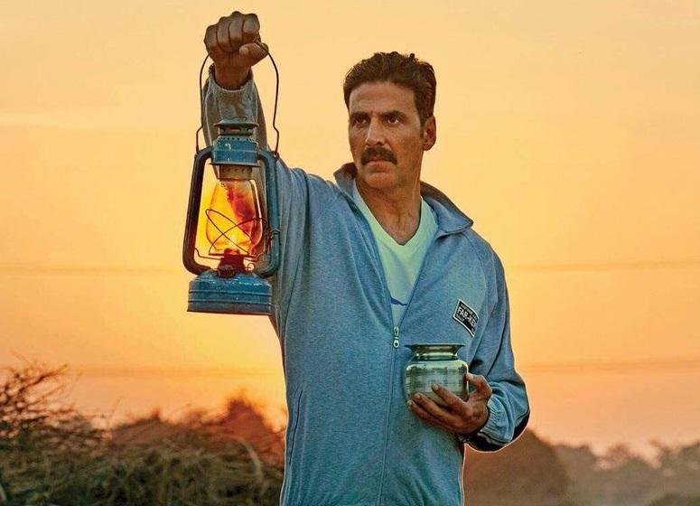 "Toilet - Ek Prem Katha" conta hist&oacute;ria de homem que se dedica a construir banheiros num vilarejo