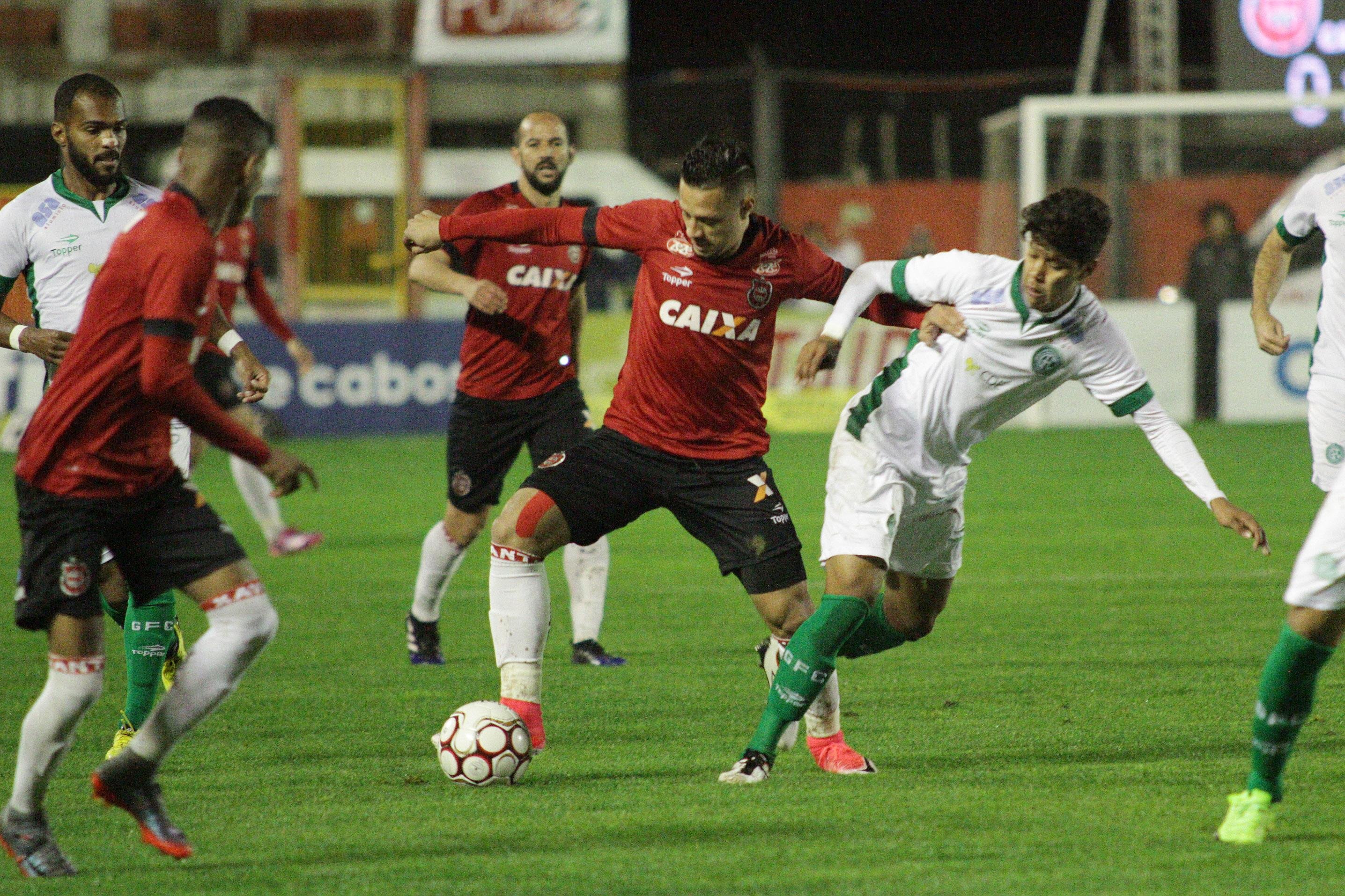 Gol veio apenas no final da partida em Pelotas