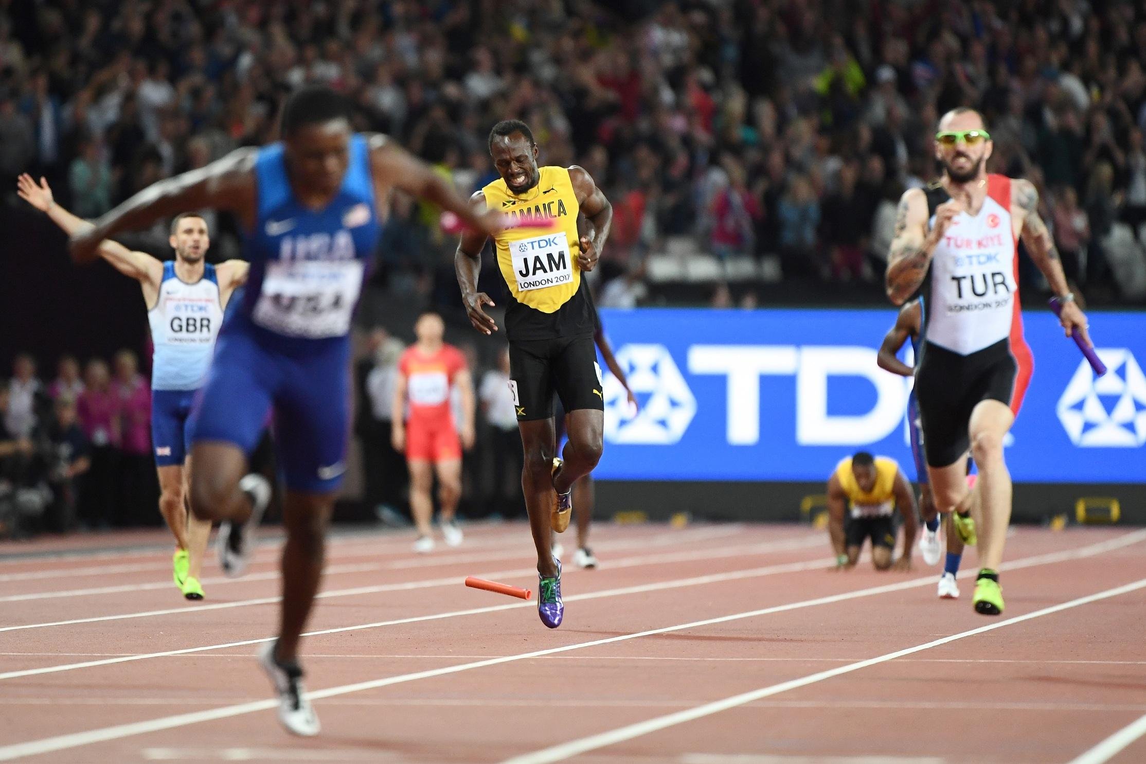 Bolt lesionou-se na &uacute;ltima prova da carreria