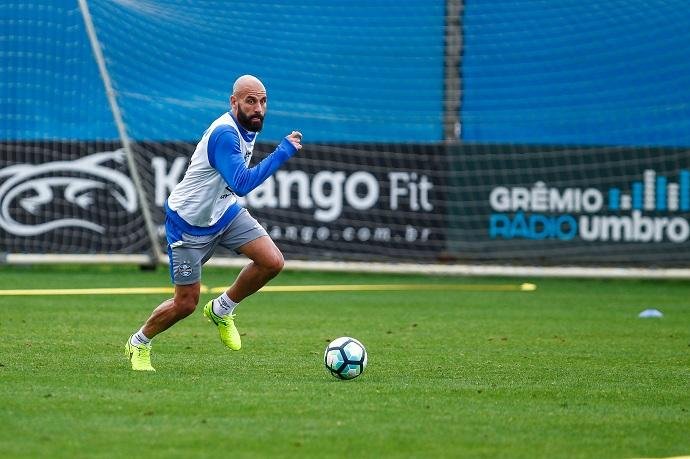 Bruno Rodrigo deve formar a zaga do Gr&ecirc;mio ao lado de Bressan