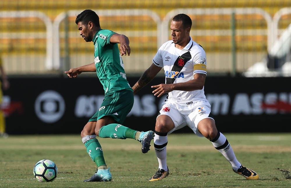 Alviverde fez jogo fraco e esfriou a arrancada desejada para reagir e confirmar vaga na Libertadores do pr&oacute;ximo ano