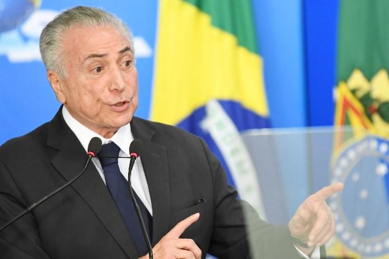 Temer reuniu-se com equipe econ&ocirc;mica depois de chegar ao Planalto, nesta segunda