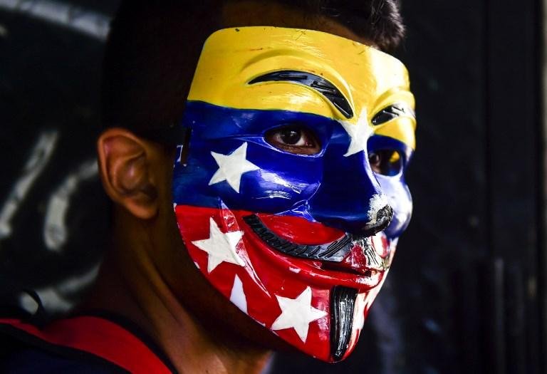 EUA e Argentina falam de vias pac&iacute;ficas para "recuperar" democracia na Venezuela