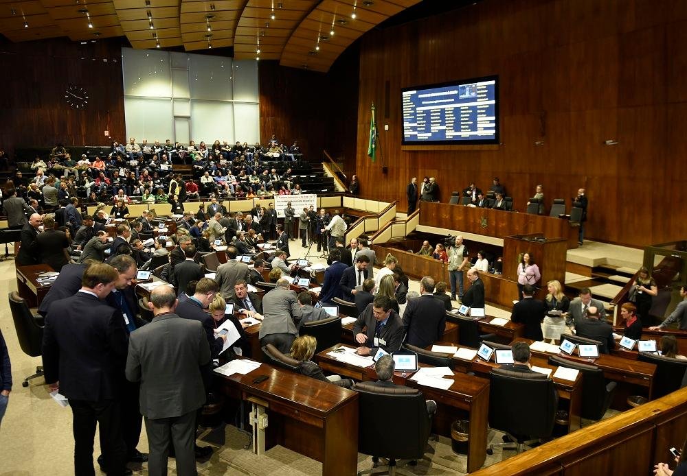 Aprovado na AL projeto que terceiriza inspe&ccedil;&atilde;o e fiscaliza&ccedil;&atilde;o de produtos de origem animal no RS