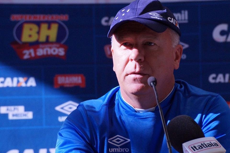Mano fala em responsabilidade repartida em duelo contra Gr&ecirc;mio